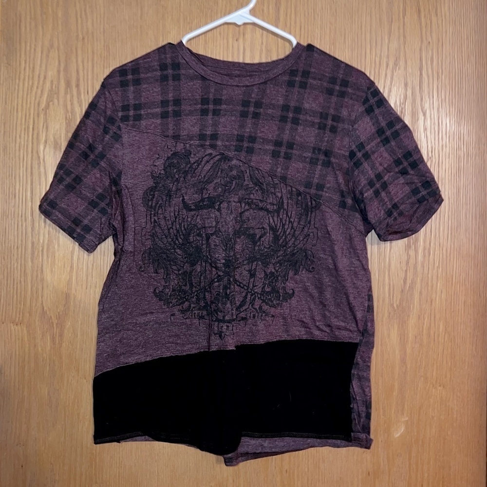 Jeans by Buffalo Women's M Distressed Grunge Gothic Plaid Graphic T-Shirt Skull